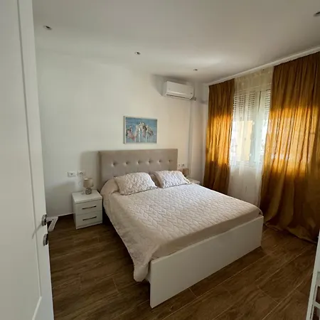 Klama Luxury Apartman Golem