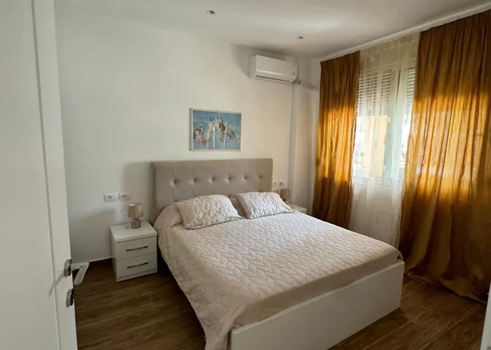 Klama Luxury Lägenhet Golem (Tirana)
