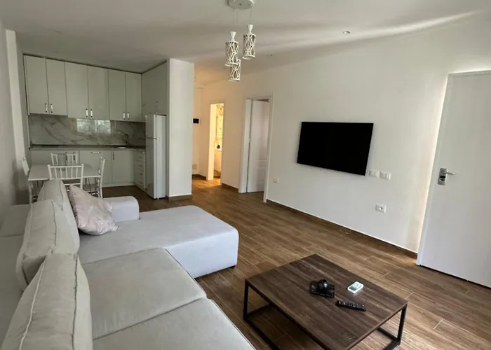 Lägenhet Klama Luxury