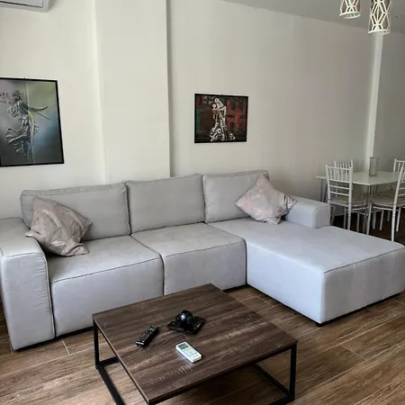 Klama Luxury Apartmán Golem (Tirana)